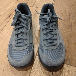 Giro size 39/7.5 biking shoes.